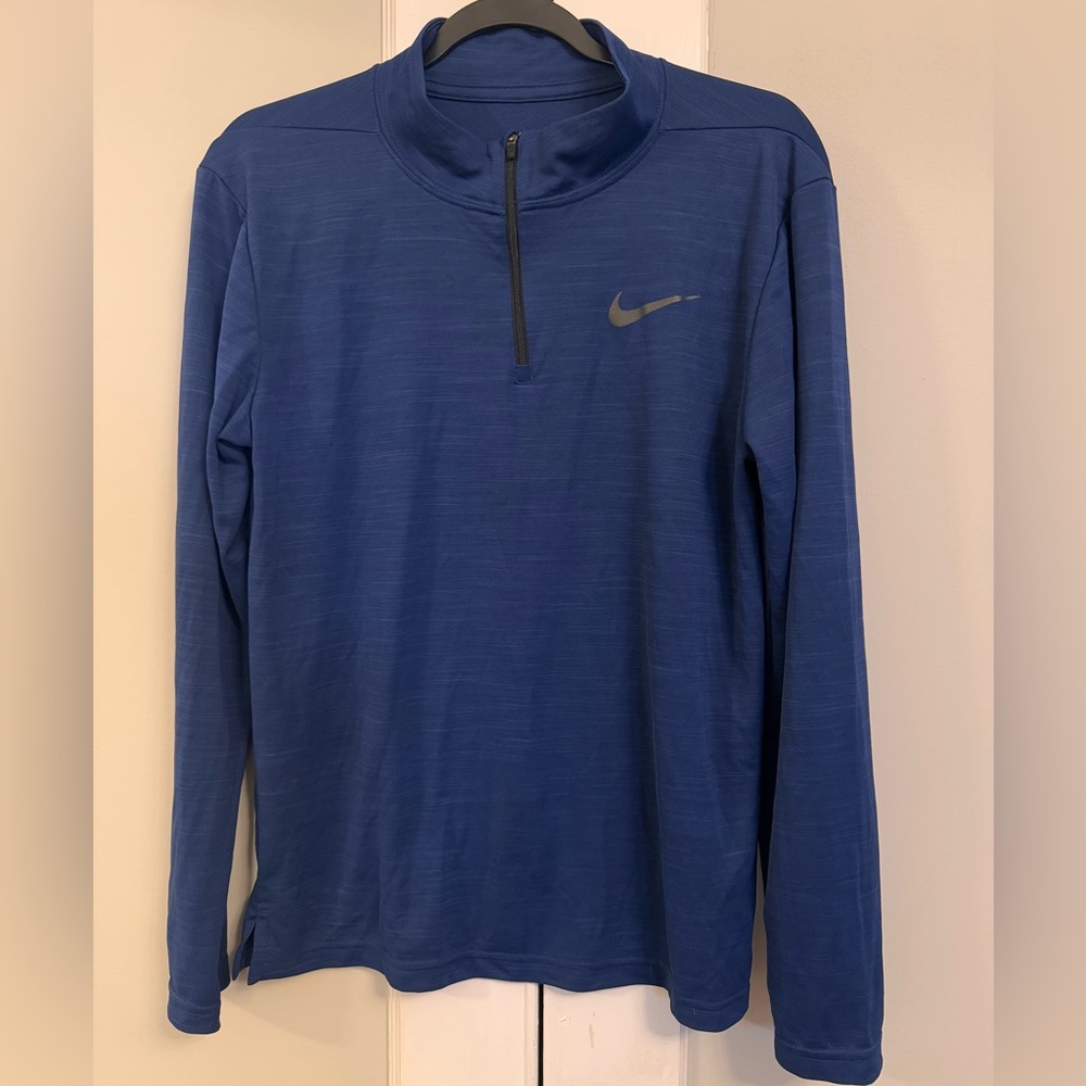 NWOT Nike Men’s Lightweight Heathered Blue Quarter Zip Small